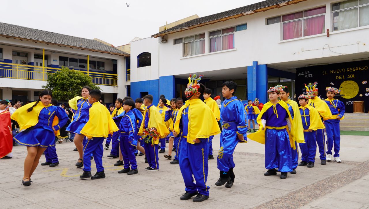 Colegio Carlos Condell de La Haza de La Serena conmemora a los Pueblos Originarios