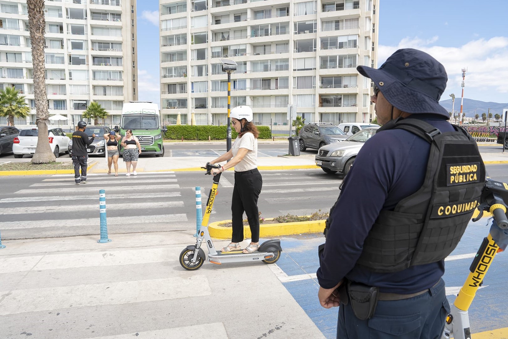 Coquimbo y empresa de scooters eléctricos realizaron escuela de conducción en Avenida Costanera con el fin de prevenir accidentes y educar sobre convivencia vial