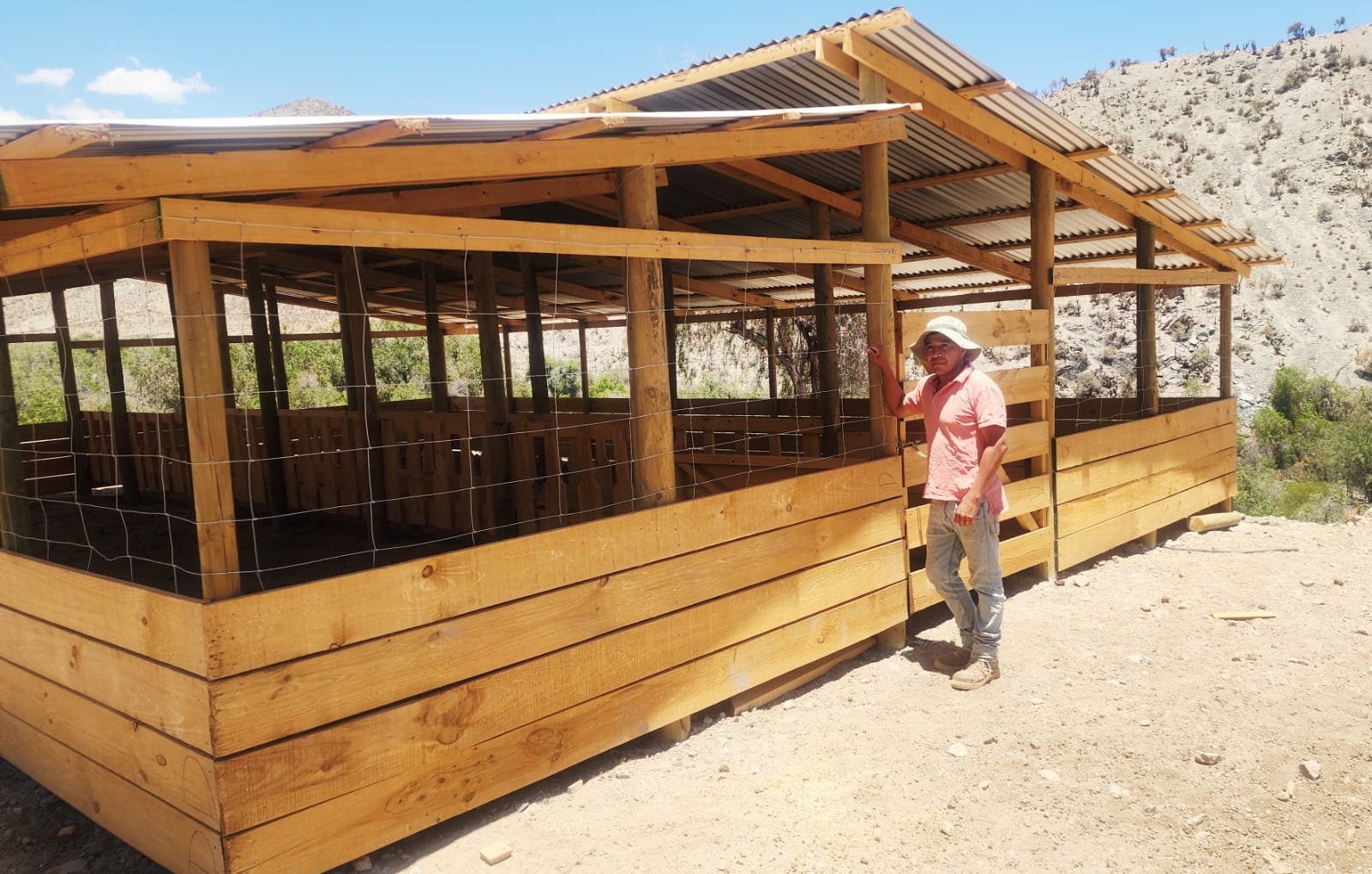 Sector caprino de Río Hurtado adquiere nuevas y modernas infraestructuras que impulsan la competitividad de sus negocios